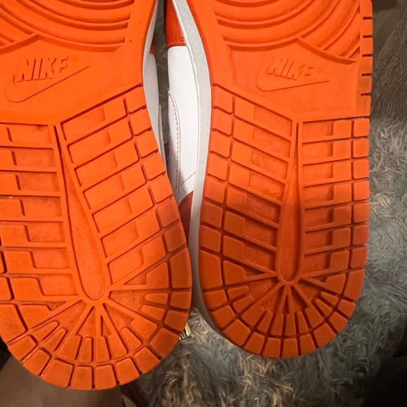 Jordan 1 mids metallic orange vnds - Picture 8 of 9